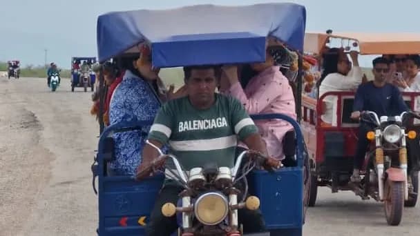 گشت یکروزه جزیره هرمز از قشم