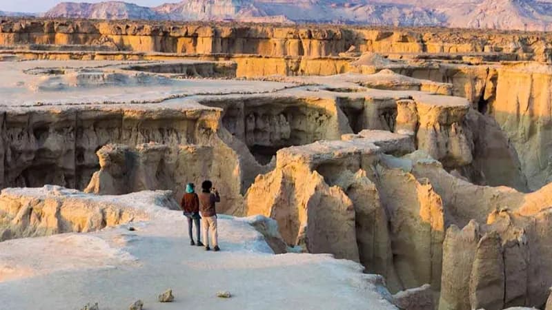 لوکیشن عکاسی دره ستارگان قشم