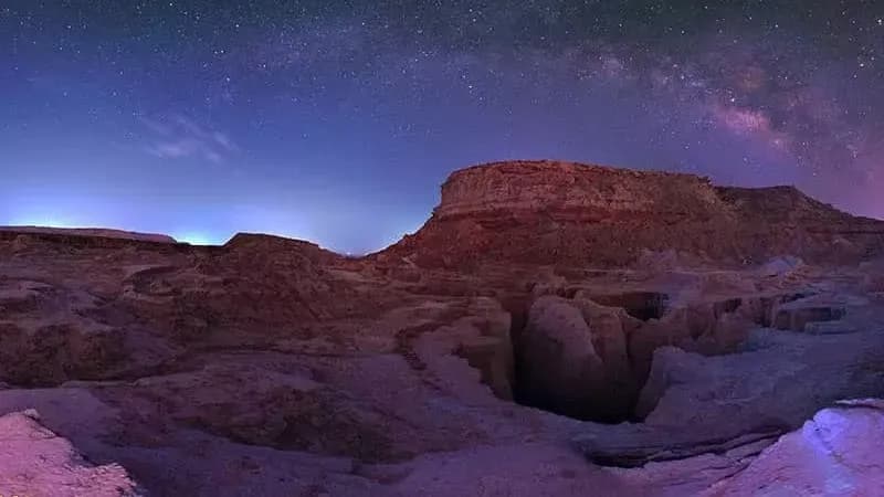 غروب رمانتیک در سواحل قشم برای ماه عسل