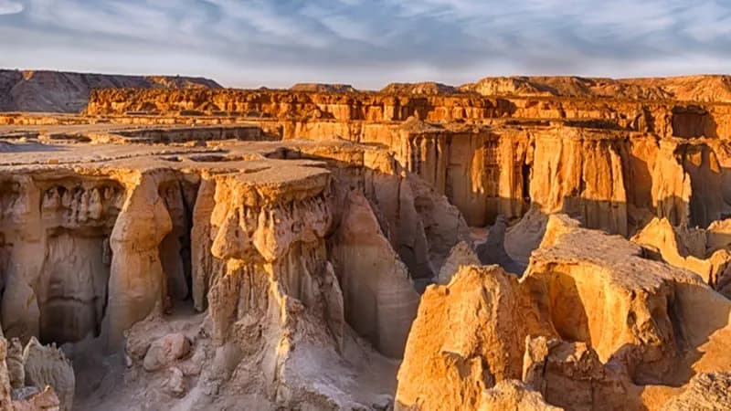 بیابان های خشک و گرم جزیره قشم