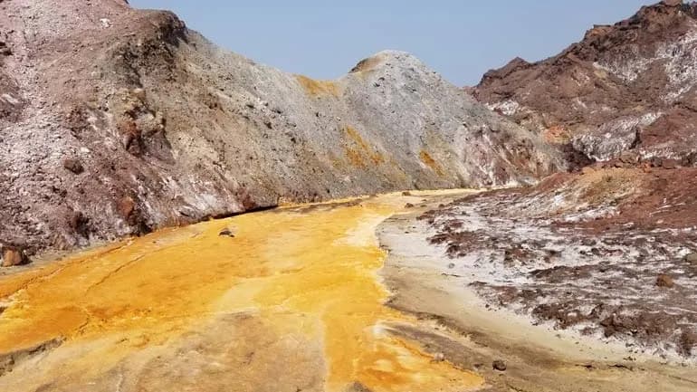 نمای هوایی از ژئوپارک جهانی قشم و فرسایش خاک