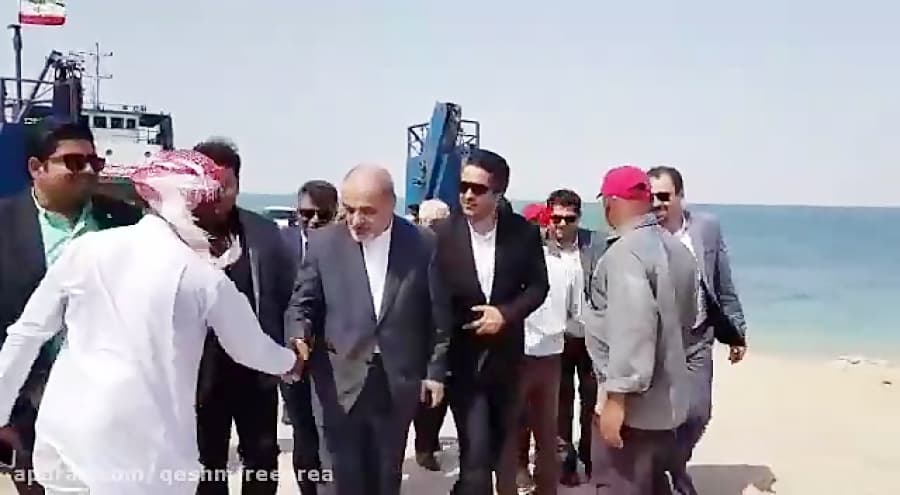 ورود مدیرعامل سازمان منطقه آزاد قشم به جزیره هنگام