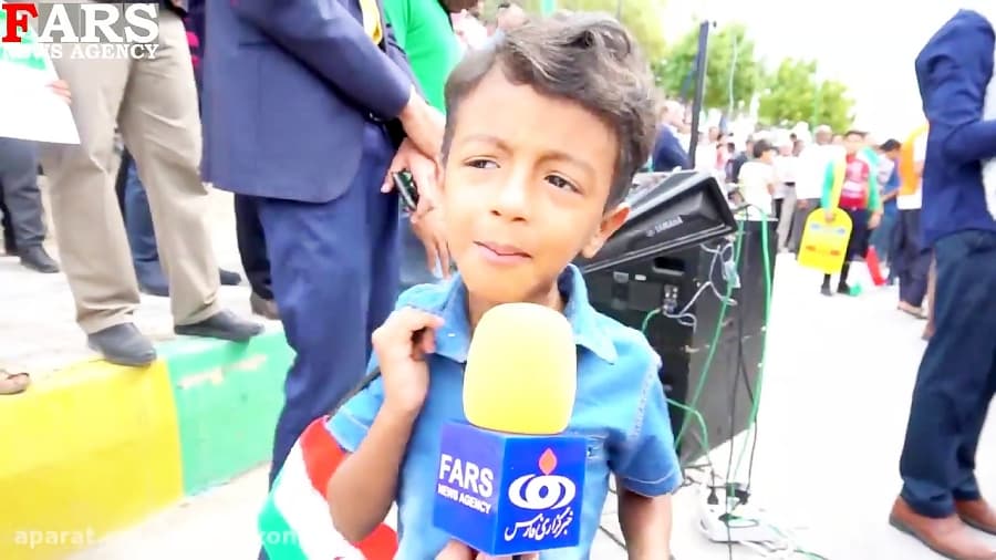 گزارش ویدئویی فارس از وحدت شیعه و سنی قشم در راهپیمایی 22 بهمن