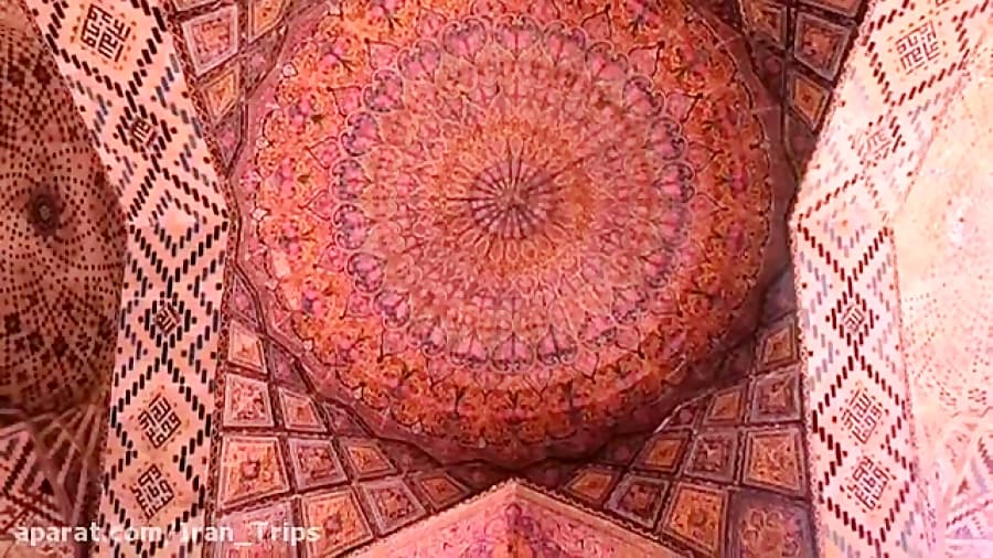 بازی نور و رنگ (1)