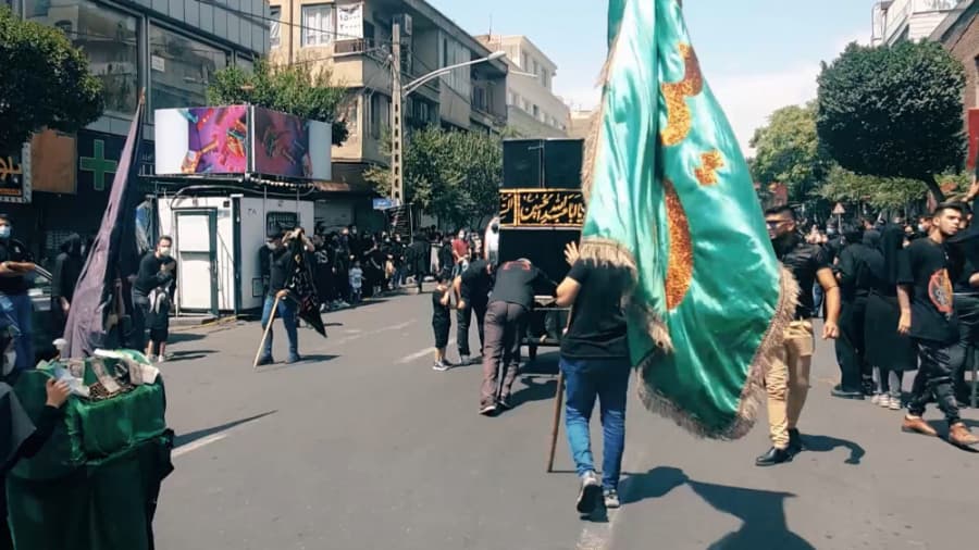 مراسم ظهر عاشورا در خیابان سلسبیل "رودکی" تهران || Muharram in IRAN 2021