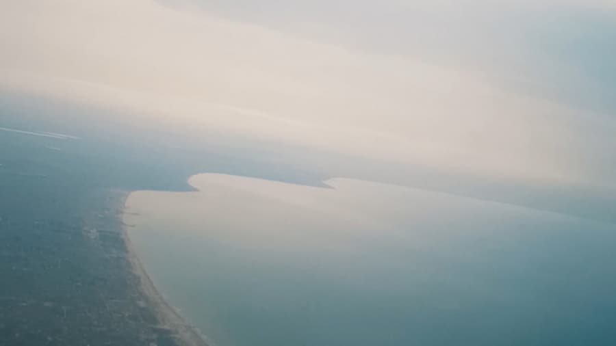 پرواز بر فراز شهر باکو و دریای خزر || Flight Over Baku City and Caspian Sea