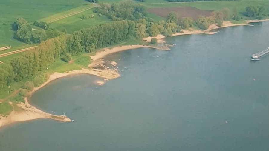 به فرودگاه دوسلدورف خوش آمدید، آلمان || Dusseldorf Airport, Germany