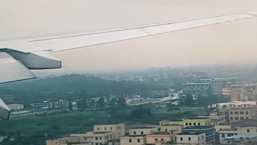 لندینگ ایرباس 340 هواپیمایی ماهان || Mahan Air Flight