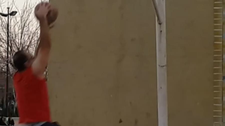 قبلا بسکتبالیست بودم، اینم نمونه کارم || I Was Basketball Player