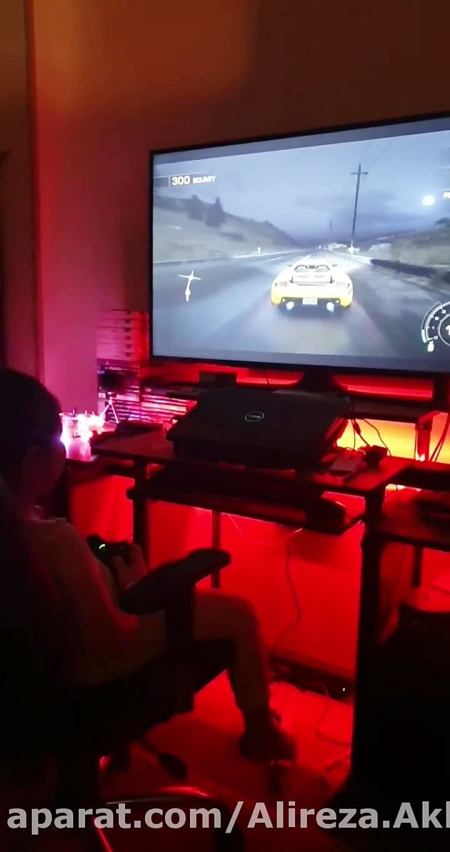 رونیکا داره ماشین سواری می کنه // RONIKA is Playing