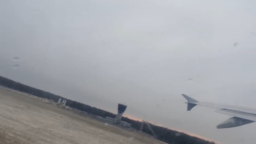 فرودگاه ونوکوو مسکو، پرواز هواپیمایی ماهان // Mahan Air