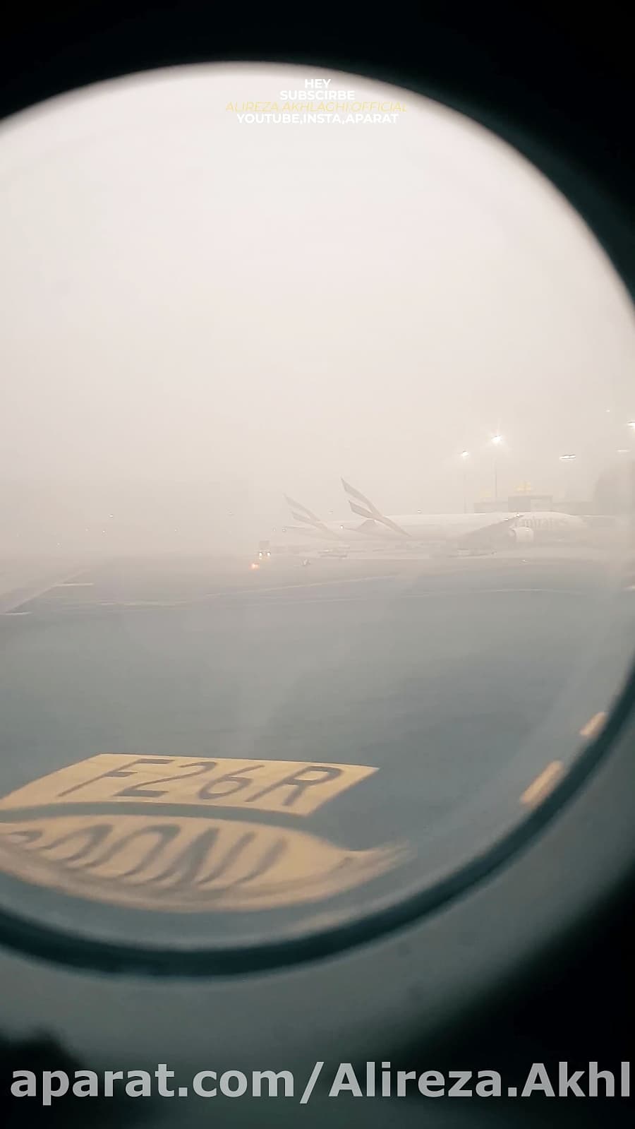 فرودگاه و شهر دوبی در غبار و مه // Dubai Airport