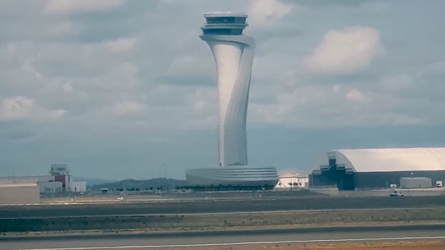 تجربه پروازی، فرودگاه استانبول // ISTANBUL AIRPORT