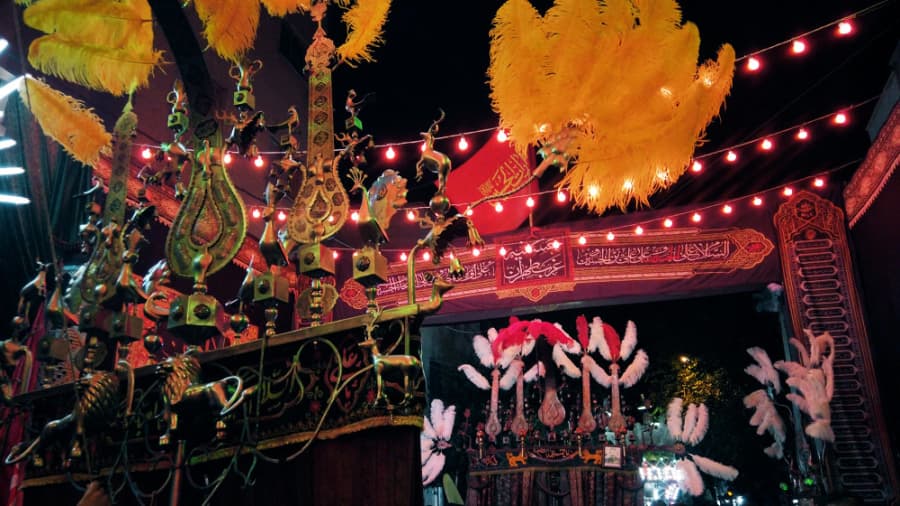 ورود حسینیه غرب تهران ((هیئت حسنیه غرب))، محرم در ایران 1401