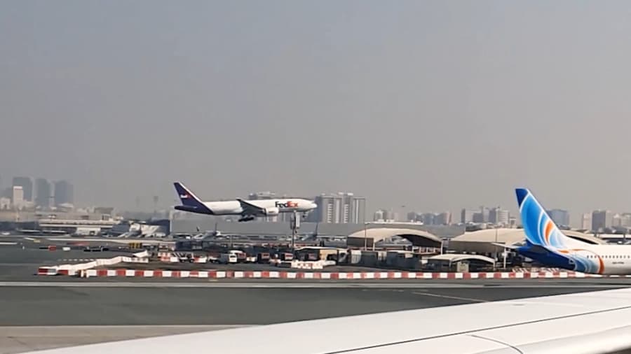 رمپ فرودگاهی، فرودگاه دوبی امارات // Dubai Airport Ramp