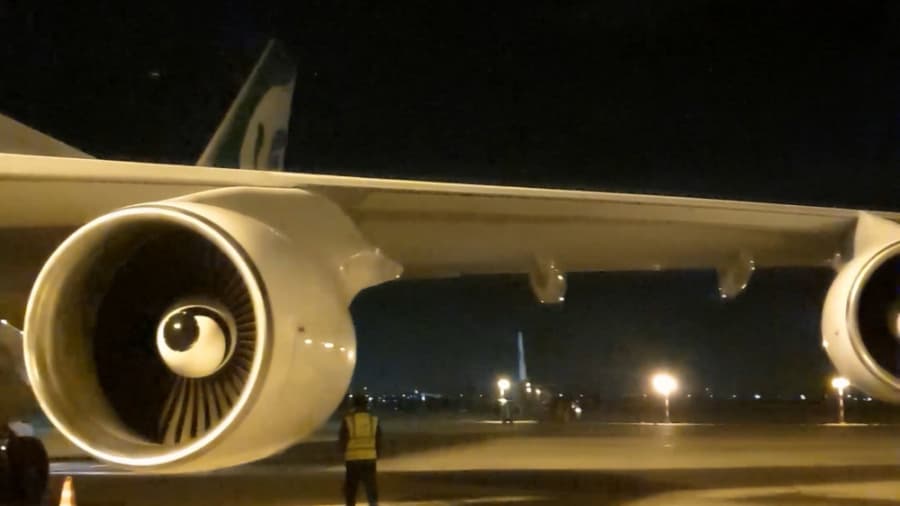 تجربه پروازی، تهران مسکو، بویینگ 747 ماهان ایر