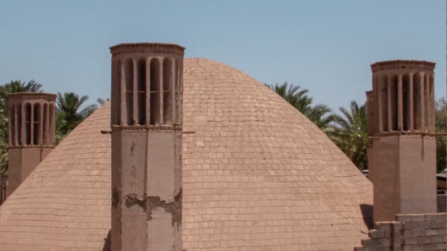 آب انبار حاچ محمد تقی یکی از مکان های گردشگری معروف در شهر کویری شهداد کرمان