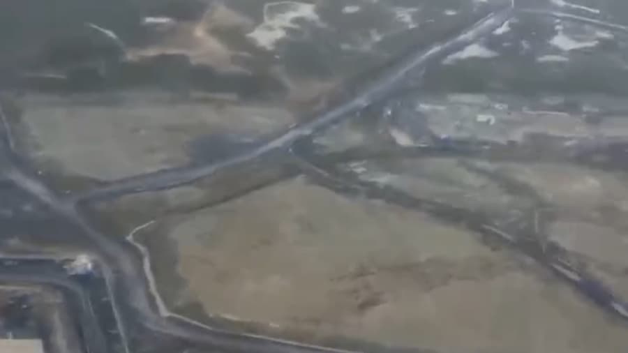 تیک آف از فرودگاه استانبول ((روز بارانی))