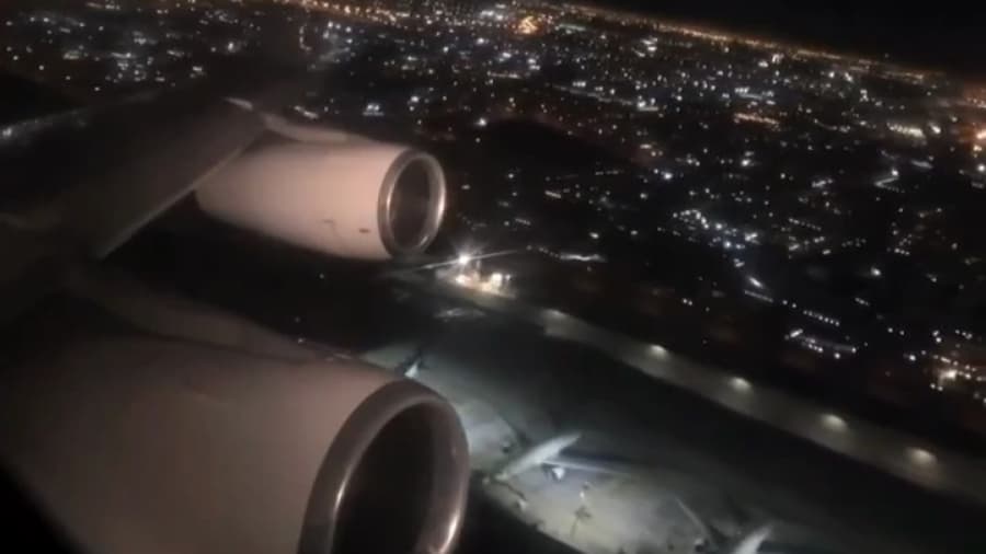 ببین موقع تیک آف چه زوزه ای می کشه __ ایرباس ۳۴۰ فرودگاه بین المللی دوبی