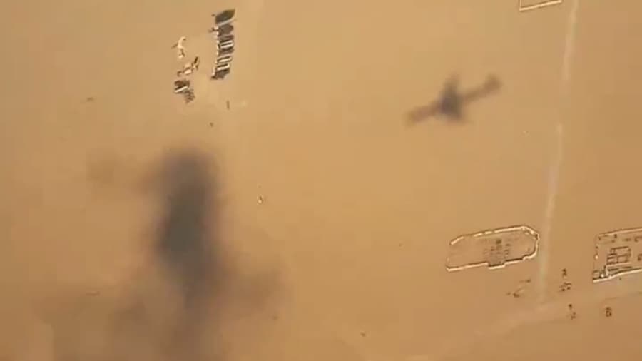 موفق شدم سایه هواپیما رو در حین پرواز بگیرم // Flight on Dubai City