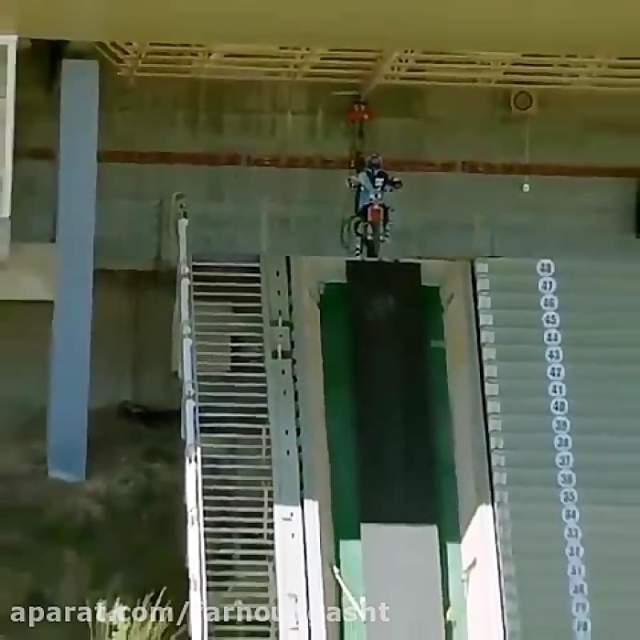 بلندترین پرش با موتور