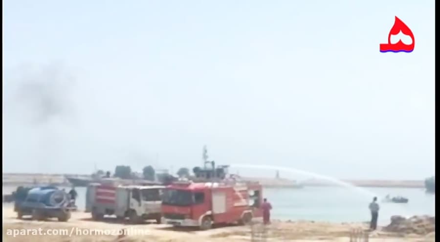 آتش سوزی لنج 400 تنی در بندر بهمن قشم