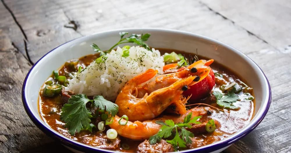 غذاهای محلی دریایی قشم در رستوران سنتی